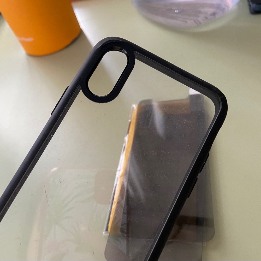 iPhone 10S Case + Screen Protectors